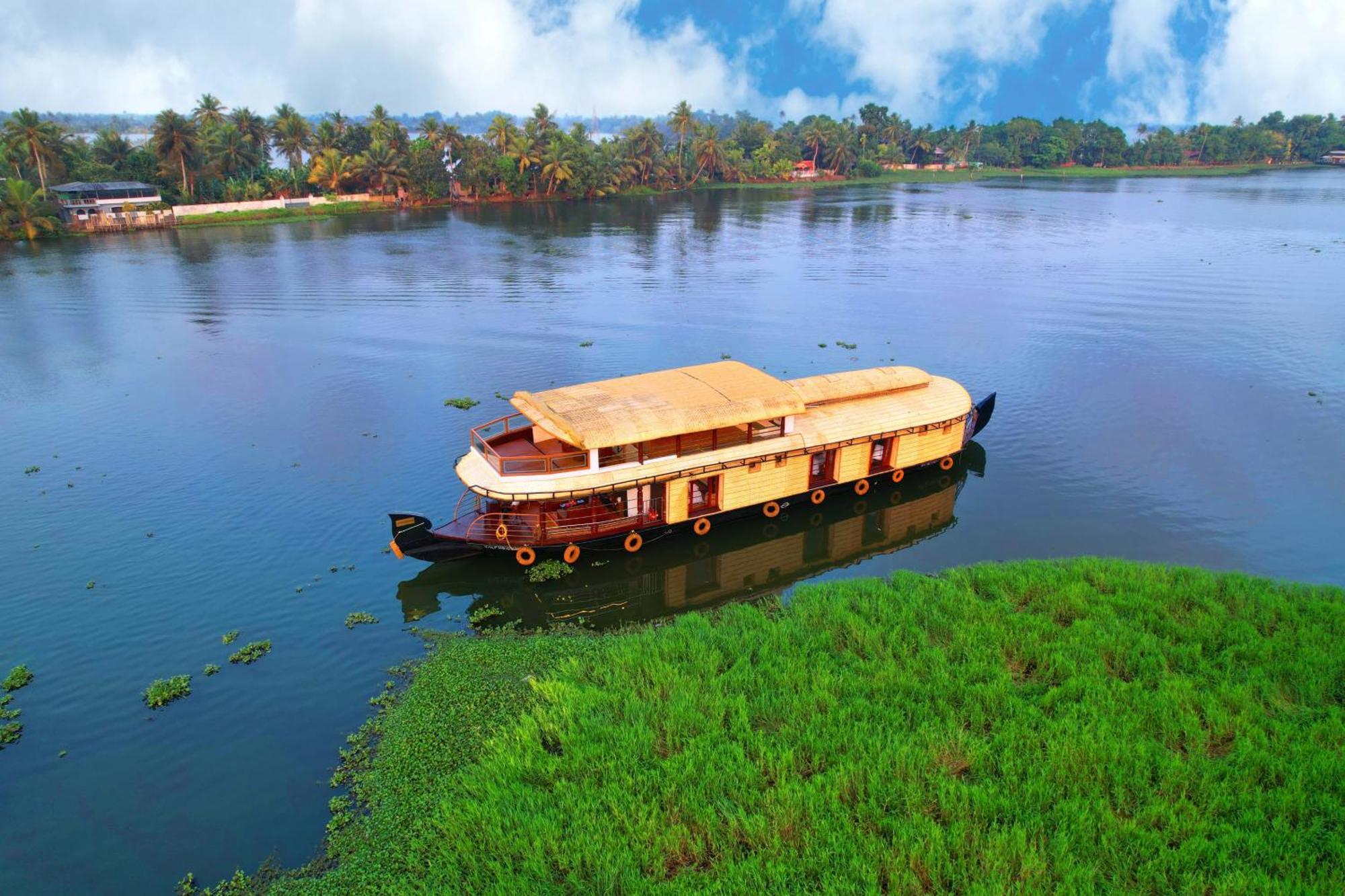 Indraprasthamlakecruise Alappuzha Exterior foto